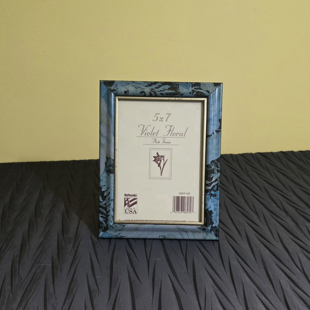 Vintage National USA Violet Floral Frame 5×7